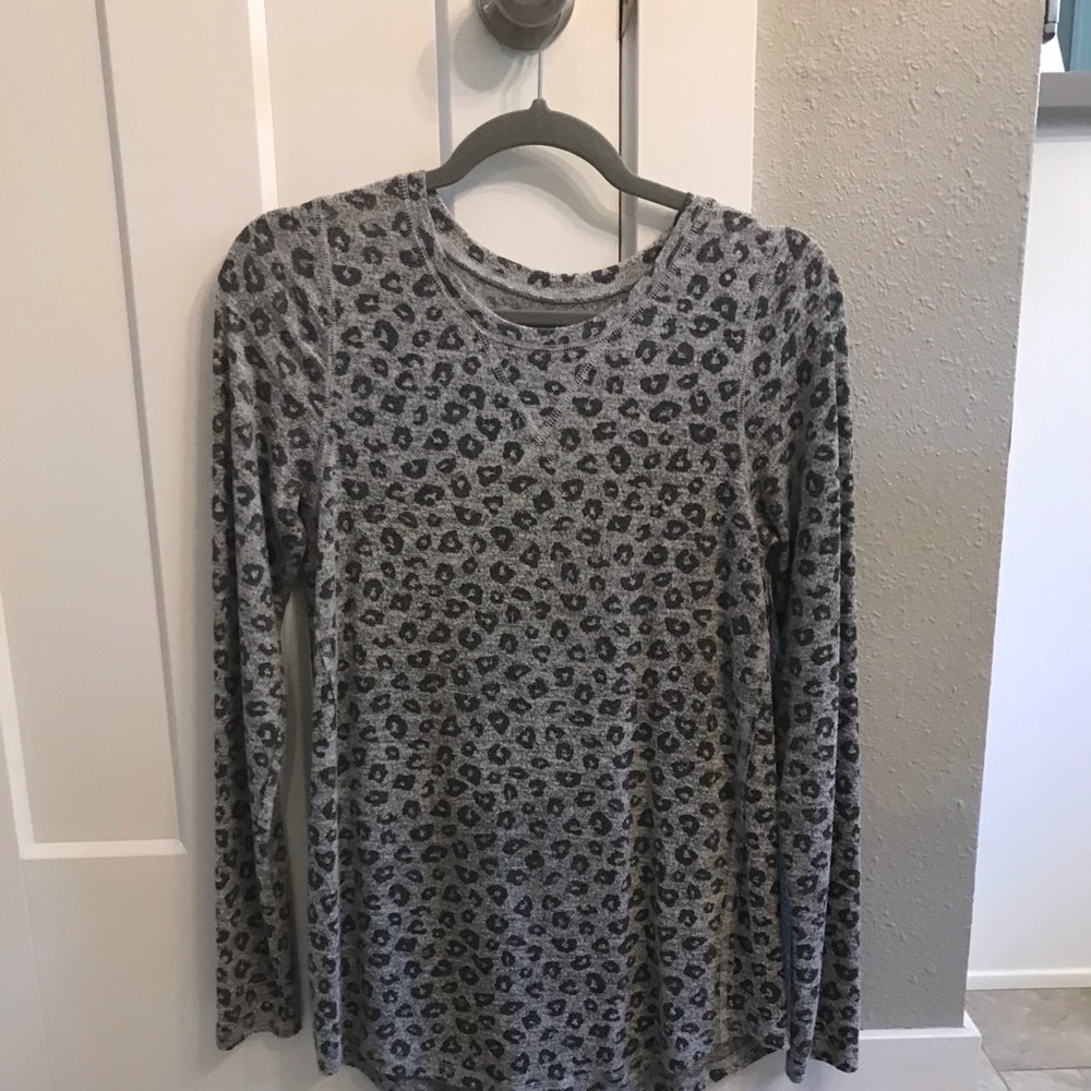 Abercrombie and Fitch top